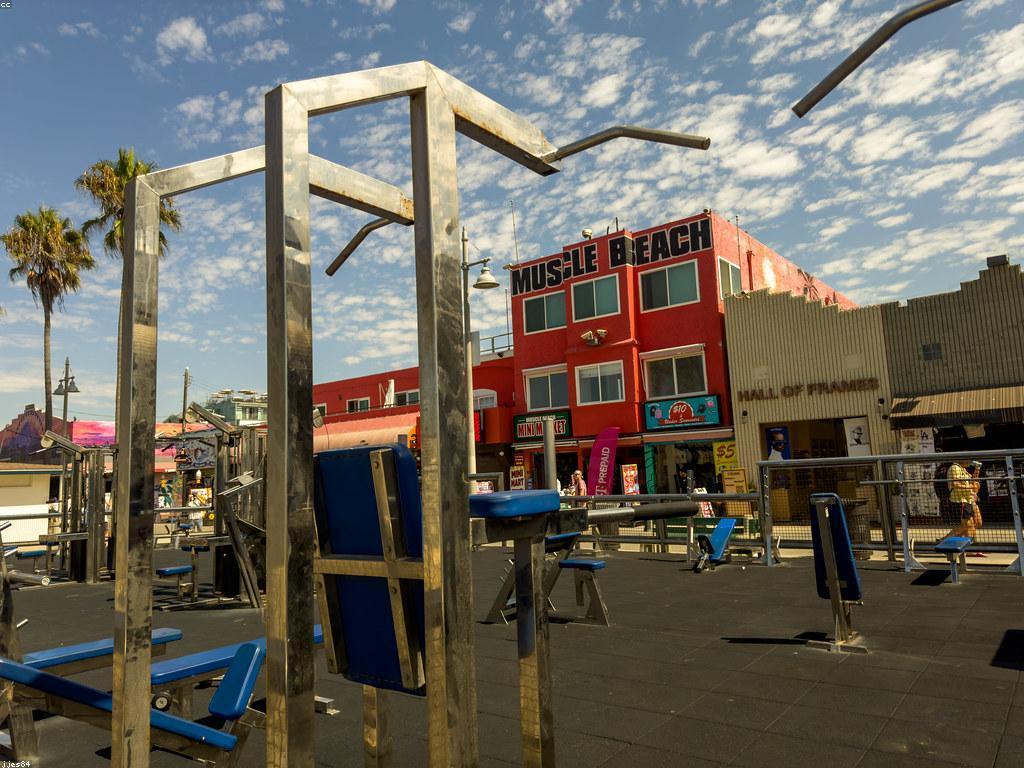 វិធីសាស្ត្រស្លុតបង្វិល៖ បច្ចេកទេសសម្រាប់ការបង្កើតការប្រែប្រួលនៃការរចនាធម្មជាតិ